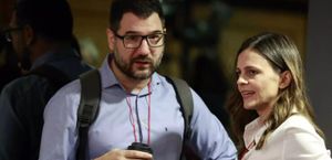 Aχτσιόγλου: Δομικό χάσμα ύφους, ήθους και πολιτικών επιλογών - Νάσος Ηλιόπουλος: Να φύγουμε από τον βούρκο