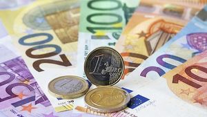 Στην τελική ευθεία οι αποφάσεις για επίδομα ακρίβειας τα Χριστούγεννα