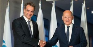 Στο Βερολίνο ο Κ. Μητσοτάκης - Το τετ α τετ με τον καγκελάριο Σολτς και η ατζέντα των συζητήσεων