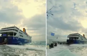 Τεράστια κύματα «καταπίνουν» το λιμάνι της Τήνου την ώρα που πλοίο αποβιβάζει κόσμο
