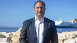 Γ. Πολυχρονάκος: Η κυβέρνηση έχει απαξιώσει και οδηγεί σε κατάργηση το μεταφορικό ισοδύναμο