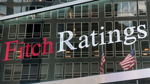 O οίκος Fitch αναβάθμισε το ελληνικό αξιόχρεο στην επενδυτική βαθμίδα - Ικανοποίηση στην κυβέρνηση