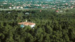 Καταπατημένα του Δημοσίου: Αρχές Μαρτίου η πλατφόρμα για τις αιτήσεις εξαγοράς