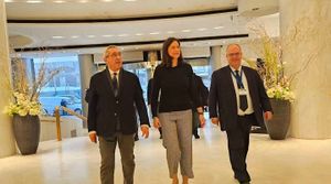 Γιώργος Χατζημάρκος στην Υπ. Εσωτερικών Νίκη Κεραμέως στη ΓΣ της ΠΕΔ: Οι οριζόντιες πολιτικές δεν αντιμετωπίζουν τα ειδικά ζητήματα των νησιών