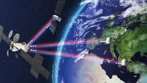 Ο πρώτος επιχειρησιακός δορυφόρος στον κόσμο με οπτικές τηλεπικοινωνίες laser μεγάλων ταχυτήτων θα είναι ο Hellas Sat 5