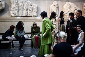 Αφιερωμένη στη Μαρία Κάλλας η επίδειξη στα Γλυπτά του Παρθενώνα από Τούρκο σχεδιαστή