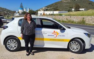 Σε κυκλοφορία το νέο αυτοκίνητο του Δήμου Πάρου για το πρόγραμμα "Βοήθεια στο Σπίτι"