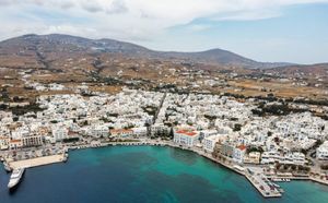 Κλειστά σχολεία και αθλητικές εγκαταστάσεις στην Τήνο