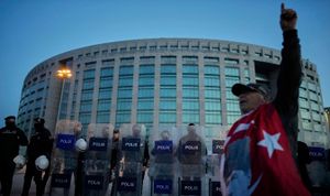 Την προφυλάκιση Ιμάμογλου ζήτησε ο Τούρκος εισαγγελέας – Σήμερα Κυριακή αναμένεται η απόφαση