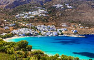 Σύννεφα στην επερχόμενη τουριστική περίοδο για το νησί της Αμοργού, εξαιτίας της έλλειψης δρομολογίων