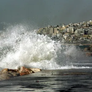 Ισχυροί βοριάδες με ριπές που άγγιξαν τα 100 χιλιόμετρα στην Τήνο το Σάββατο