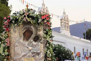 Δεκαπενταύγουστος: Το Πάσχα του καλοκαιριού και οι τιμές στην Παναγιά