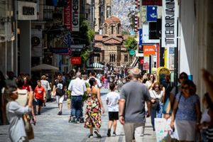 Πόσα κερδίζουν νέοι, τρίτεκνοι, πολύτεκνοι και ελεύθεροι επαγγελματίες από το 2026