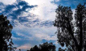 Καιρός: Αστάθεια από σήμερα - Πού θα σημειωθούν βροχές και καταιγίδες έως την Τσικνοπέμπτη