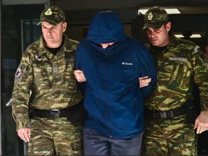 Απολογείται ο σμήναρχος που κατασκόπευε υπέρ της Κίνας – O Στίβεν και η μυστηριώδης γυναίκα