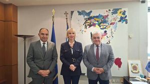 Συναντήσερις του δημάρχου Πάρου στην Αθήνα