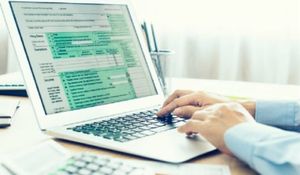 Προσυμπληρωμένες φορολογικές δηλώσεις: «Μήνυμα» από την Εφορία σε 1,5 εκατ. φορολογούμενους