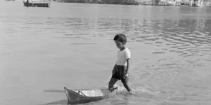 Aνέμελα καλοκαίρια του '60, σε Μύκονο, Άνδρο, Πάρο, μέσα από vintage φωτογραφίες