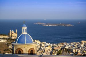 "Διαμάντι των Κυκλάδων": Το νησί που αποθεώνουν τα ξένα μέσα