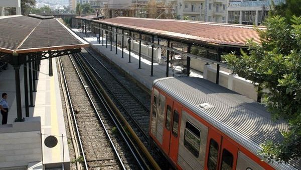 Σε απεργιακό κλοιό η χώρα - 24ωρη απεργία της ΑΔΕΔΥ και εργατικών κέντρων