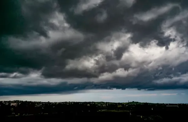 Καιρός: Συννεφιά σε όλη τη χώρα - Σε ποιες περιοχές θα βρέξει