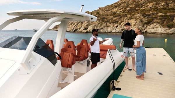 Uber: Το Boat στην Μύκονο - Μια νέα πρωτοποριακή υπηρεσία