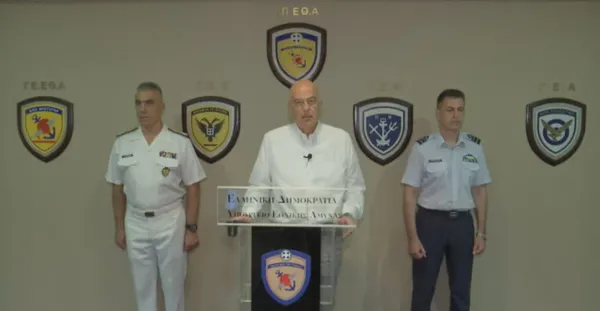 Εκρήξεις στην Αγχίαλο: Κατεπείγουσα ΕΔΕ διέταξε ο υπουργός Άμυνας Νίκος Δένδιας
