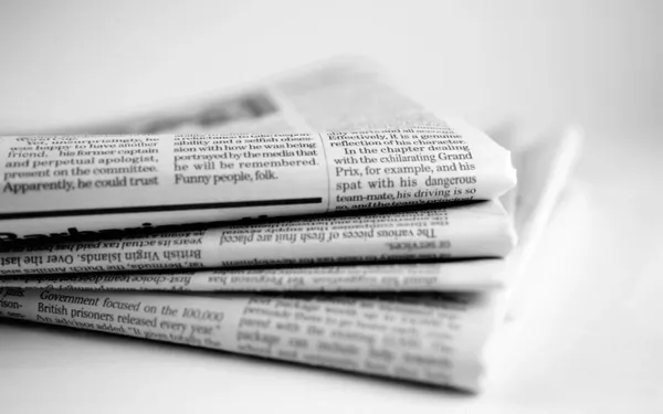 Οι πρώτες σελίδες των κυριακάτικων εφημερίδων, σήμερα 30 Ιουλίου