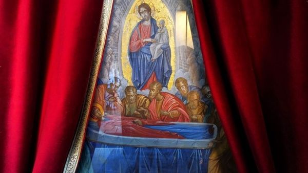 Ο Ελληνισμός και η Χριστιανοσύνη τιμά την Κοίμηση της Θεοτόκου