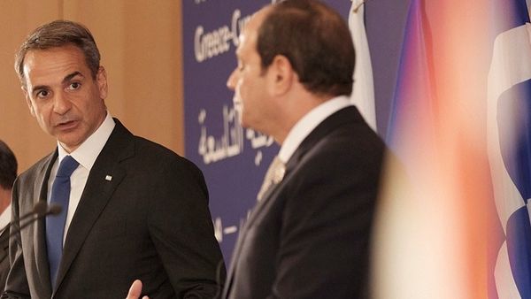 Την Αίγυπτο επισκέπτεται ο Κυρ. Μητσοτάκης - Συνάντηση με τον πρόεδρο Σίσι