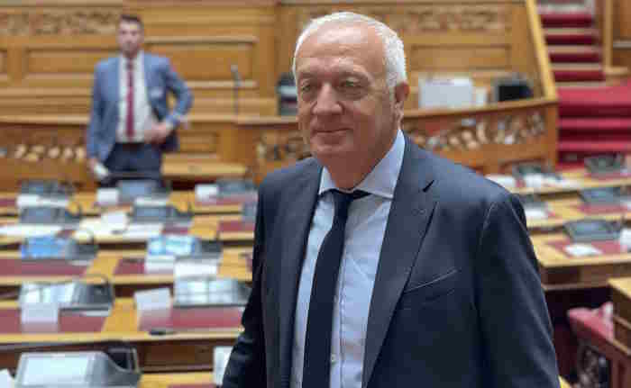 Μ. Καφούρος: Διασφάλιση δικαιώματος φοροαπαλλαγής σε ποσοστό 30% για τους αγρότες της Σαντορίνης