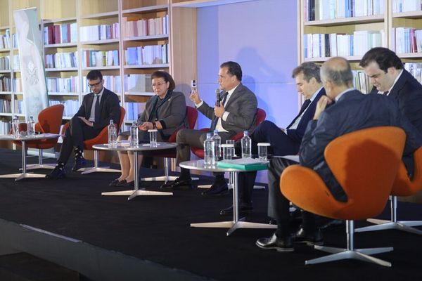 Αυξάνονται τα επιδόματα στα ΑμεΑ και το ποσοστό προσλήψεων
