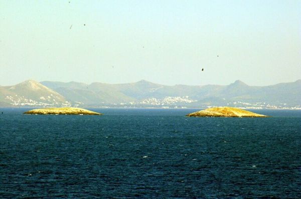 Ίμια: 28 χρόνια μετά: Πώς ξεκίνησε η κρίση στις και με ποιον τρόπο κλιμακώθηκε – Το χρονικό