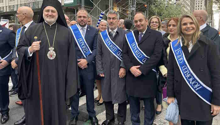 Δείτε εικόνες από την επίσκεψη του Φίλιππου Φόρτωμα στη Ν. Υόρκη  και στην ελληνική ομογένεια