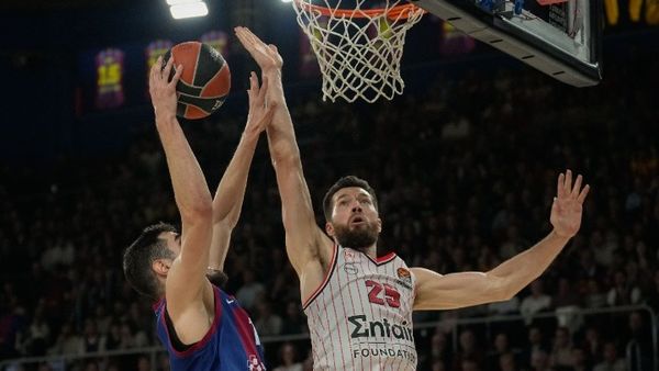 Oλυμπιακός: Έχασε, αλλά η πρόκριση περνά από το ΣΕΦ