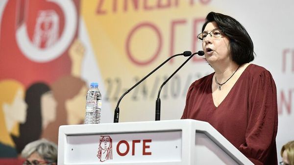Eπίσκεψη της υποψήφιας ευρωβουλευτή του Κ.Κ.Ε. Χριστίνας Σκαλούμπακα στην Πάρο