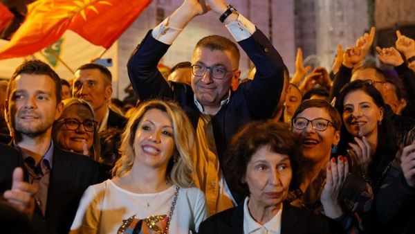Συντριπτική νίκη των εθνικιστών του VMRO στις βουλευτικές και προεδρικές εκλογές στη Βόρεια Μακεδονία