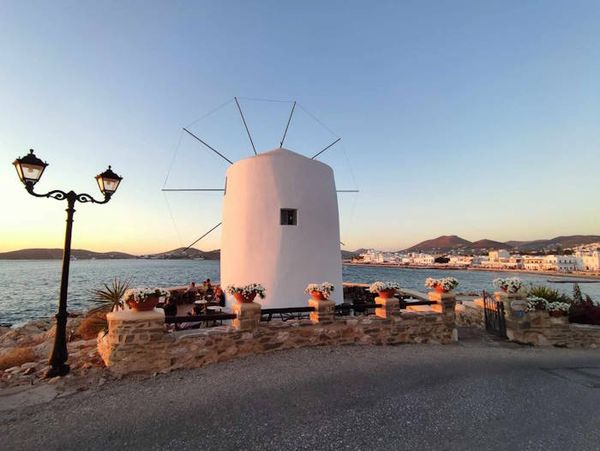 Η Πάρος στους κορυφαίους προορισμούς για ταξίδια στην Ευρώπη την Άνοιξη