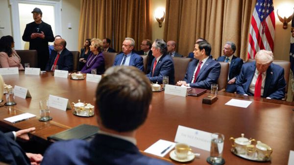 Εμπορικό πόλεμο στην Ευρώπη κήρυξε ο Τραμπ – Ανακοίνωσε δασμούς 25% σύντομα