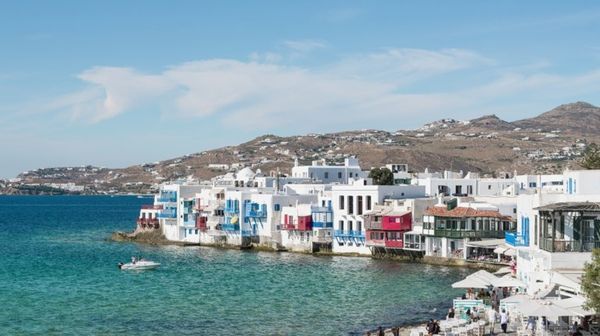 Συνελήφθησαν 3 άτομα για απόπειρα ανθρωποκτονίας στη Μύκονο