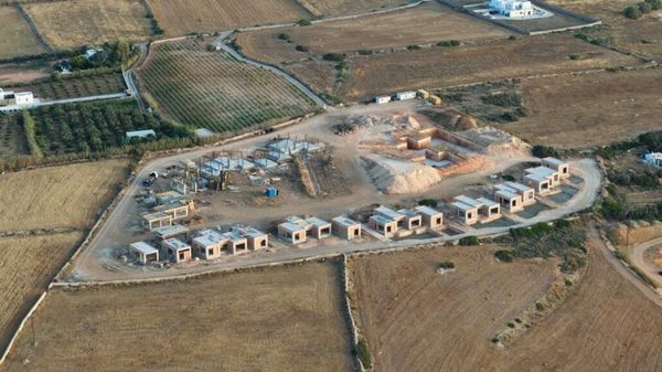 Η Πάρος σε σταυροδρόμι: Δόμηση, Κοινότητα και νέο Πολεοδομικό Σχέδιο