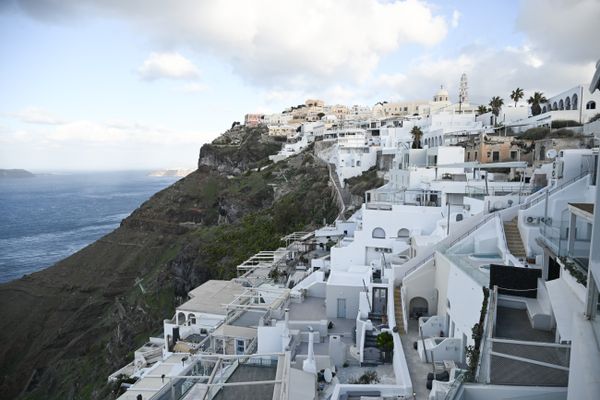 Σαντορίνη: Ο τουρισμός μετά τους σεισμούς - Ανάκαμψη και ελπίδες για το καλοκαίρι