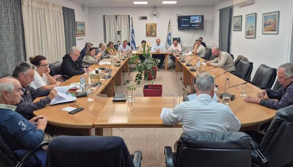 Ψήφισμα του Δημοτικού Συμβουλίου Πάρου για την επαναφορά μειωμένου ΦΠΑ στα νησιά του Αιγαίου