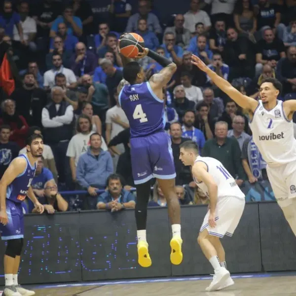 Ιστορική πρώτη νίκη της Μυκόνου στη GBL που νίκησε 80-73 στη Θεσσαλονίκη τον Ηρακλή