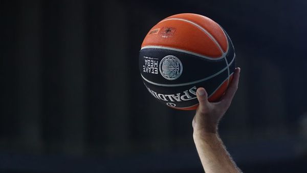 Μπάσκετ: Αναβλήθηκε το ματς Μύκονος-ΠΑΟΚ λόγω της τραγωδίας στη Ρουμανία