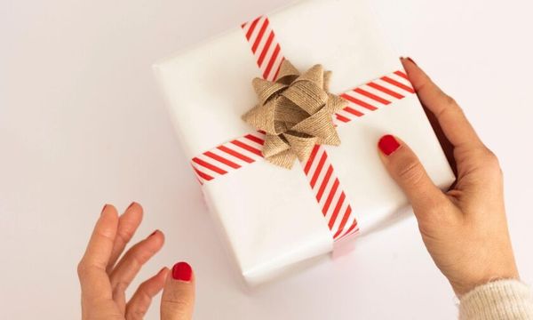 Εορτολόγιο: Ποιοι γιορτάζουν σήμερα 30 Απριλίου