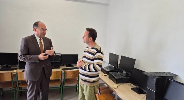 Επίσκεψη Μπιζά στο Δημοτικό Σχολείο Αγκαιριάς