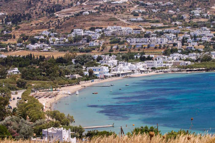 Financial Times: Μπορεί η Πάρος να αποφύγει να γίνει σαν τη Μύκονο;